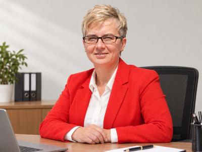 Świat Nieruchomości - agent Renata Zgagacz